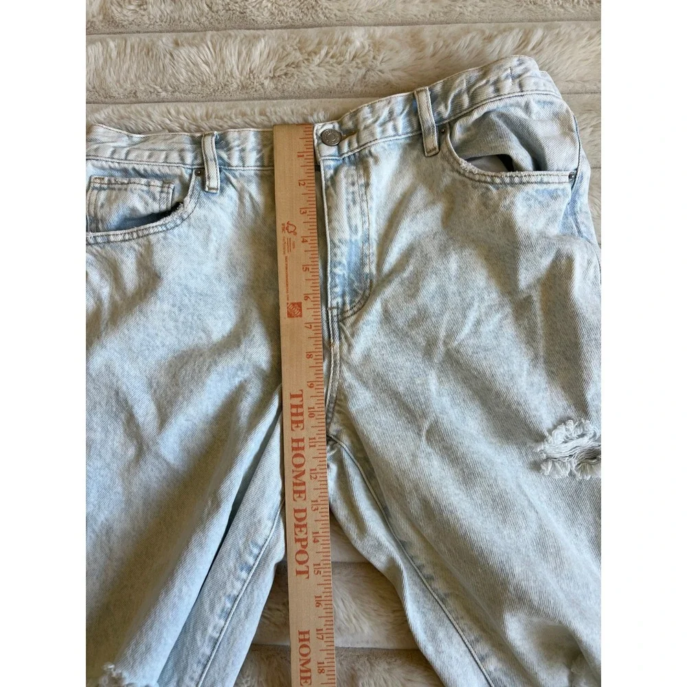 PacSun Women's Light Wash Denim Distressed Wide Leg 29